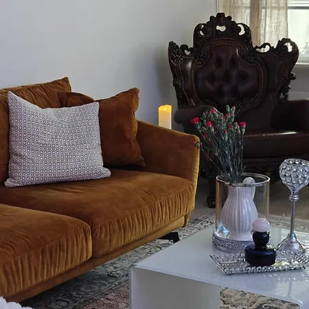 Cozy 76 M2 Near Centre
