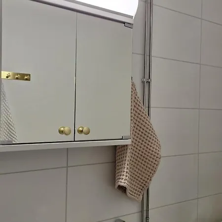 Apartment Cozy 76 M2 Near Centre